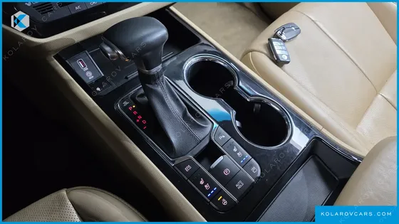 KIA CARNIVAL 9-SEATER NOBLESSE SPECIAL