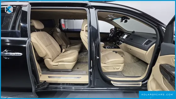 KIA CARNIVAL 9-SEATER NOBLESSE SPECIAL