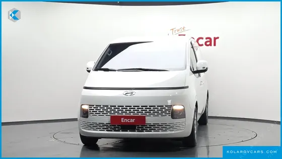 HYUNDAI STARIA CARGO 3-SEATER