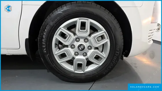 HYUNDAI STARIA CARGO 3-SEATER