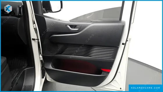 HYUNDAI STARIA CARGO 3-SEATER