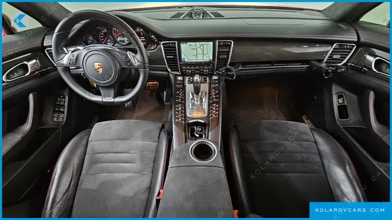 PORSCHE PANAMERA 4.8 GTS