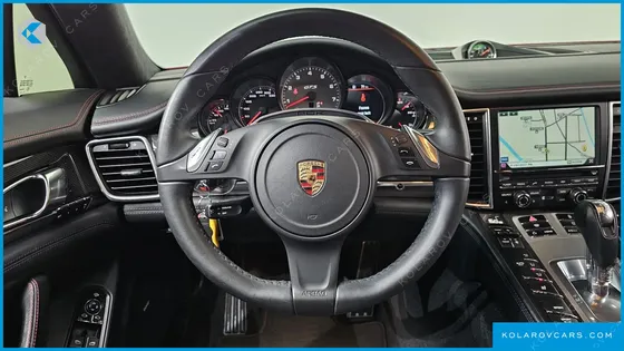 PORSCHE PANAMERA 4.8 GTS