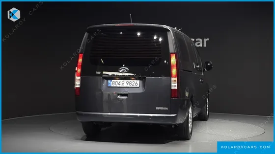 HYUNDAI STARIA CARGO 5-SEATER