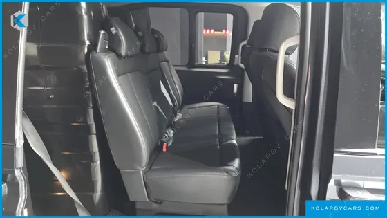 HYUNDAI STARIA CARGO 5-SEATER