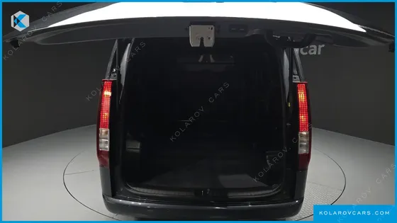 HYUNDAI STARIA CARGO 5-SEATER