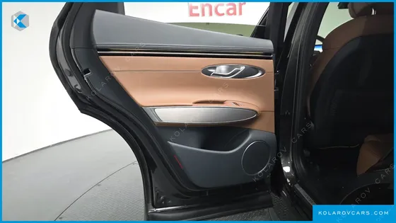 GENESIS GV70 2.5T GASOLINE 2WD