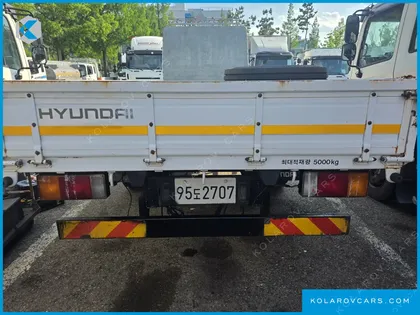 HYUNDAI MEGA TRUCK GOLD