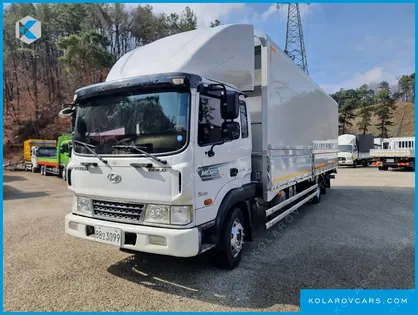 HYUNDAI MEGA TRUCK GOLD