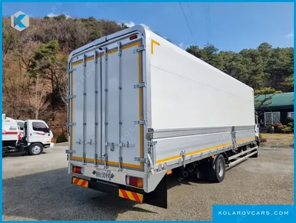 HYUNDAI MEGA TRUCK GOLD