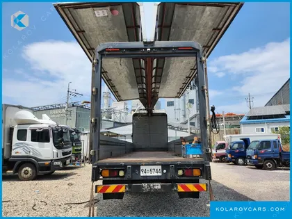 TATA DAEWOO NOBUS MID-SIZE TRUCK ROYAL