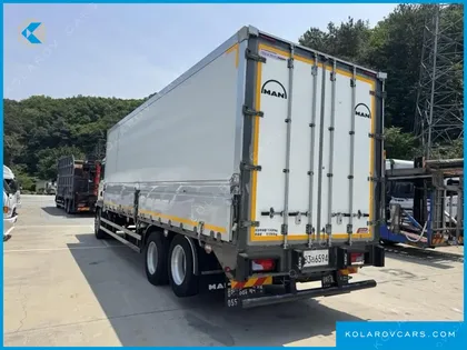 MAN TRUCK CARGO TRUCK 6X2