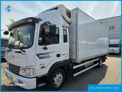 HYUNDAI MEGA TRUCK GOLD