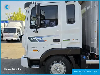 HYUNDAI MEGA TRUCK GOLD