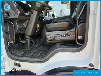 HYUNDAI MEGA TRUCK GOLD