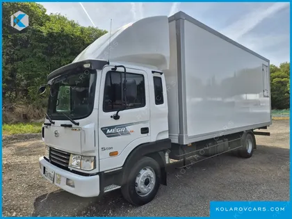 HYUNDAI MEGA TRUCK GOLD
