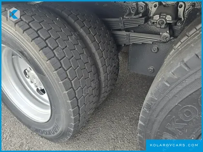 HYUNDAI MEGA TRUCK GOLD