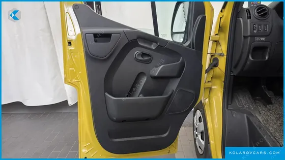 RENAULT KOREA MASTER SCHOOL BUS