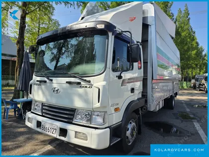 HYUNDAI MEGA TRUCK GOLD