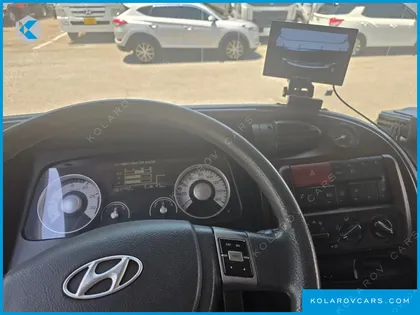 HYUNDAI MEGA TRUCK GOLD