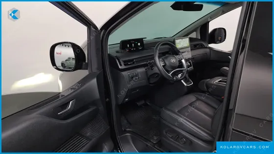 HYUNDAI STARIA TOURER 9-SEATER