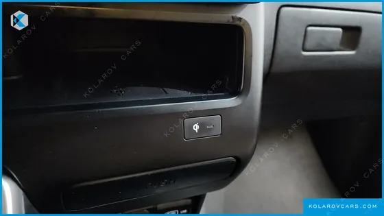 HYUNDAI STARIA 2WD CAMPING CAR