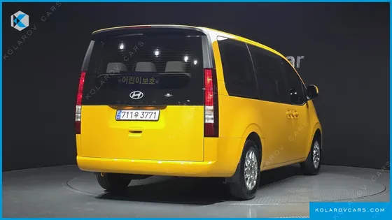 HYUNDAI STARIA HEV 1.6 TOURER 11-SEATER