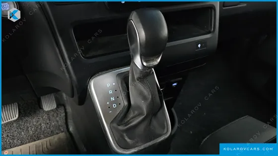 HYUNDAI STARIA L3.5 CARGO 3-SEATER