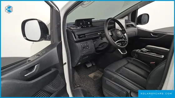 HYUNDAI STARIA L3.5 CARGO 3-SEATER