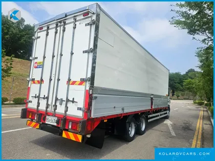 HYUNDAI MEGA TRUCK PREMIUM