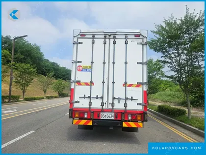HYUNDAI MEGA TRUCK PREMIUM