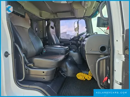 HYUNDAI MEGA TRUCK GOLD