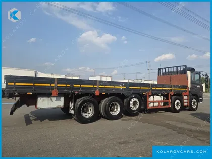 HYUNDAI TRAGO 10X4