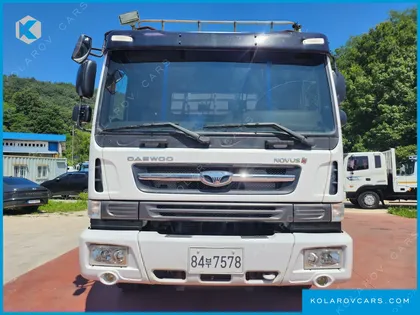 TATA DAEWOO NOBUS MID-SIZE TRUCK ROYAL