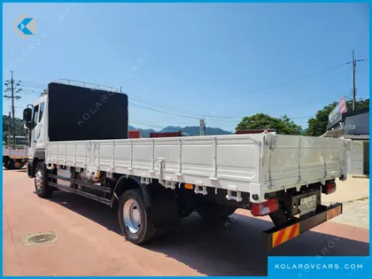 TATA DAEWOO NOBUS MID-SIZE TRUCK ROYAL