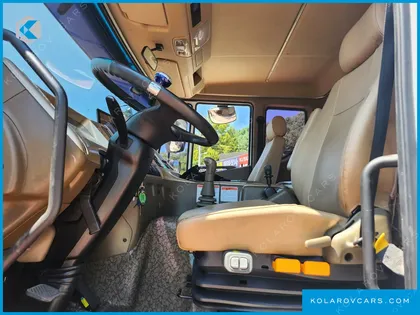 TATA DAEWOO NOBUS MID-SIZE TRUCK ROYAL