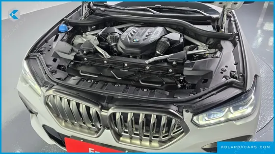 BMW X6 M50I