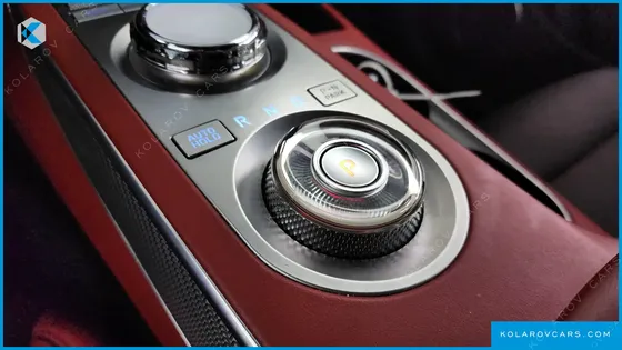 GENESIS GV70 2.5T GASOLINE 2WD