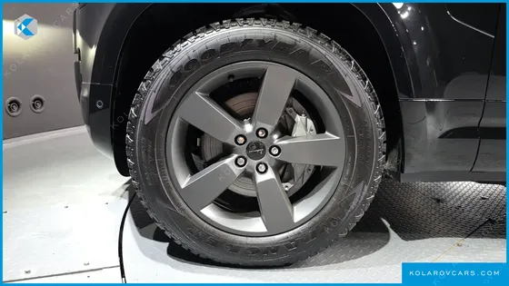 LAND ROVER DEFENDER 130 P400 X-DYNAMIC HSE