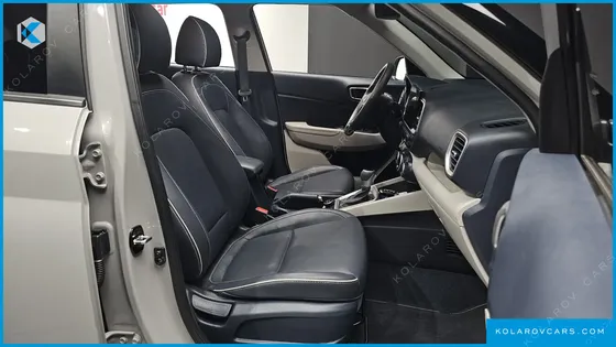 HYUNDAI VENUE 1.6 FLUX