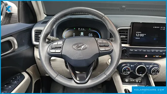 HYUNDAI VENUE 1.6 FLUX