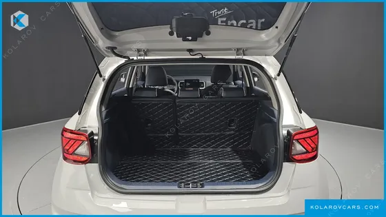 HYUNDAI VENUE 1.6 FLUX