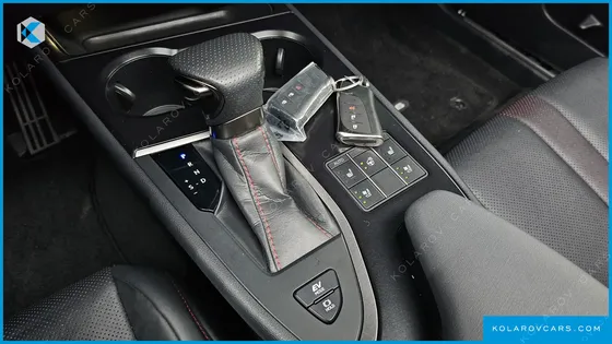 LEXUS UX 2.0 F-SPORT 2WD