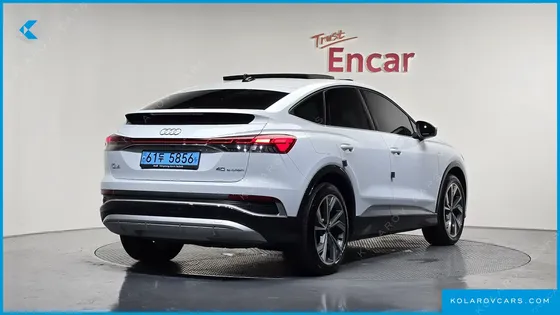 AUDI Q4 E-TRON 40 PREMIUM SPORTBACK