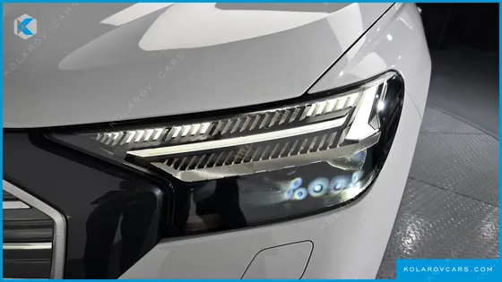 AUDI Q4 E-TRON 40 PREMIUM SPORTBACK