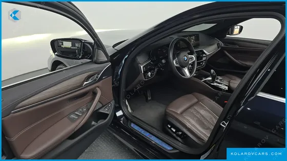 BMW 5 SERIES 530E M SPORT