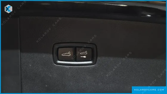PORSCHE CAYENNE 3.0 COUPE PLATINUM EDITION