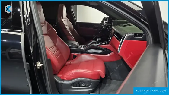 PORSCHE CAYENNE 3.0 COUPE PLATINUM EDITION