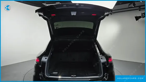 PORSCHE CAYENNE 3.0 COUPE PLATINUM EDITION