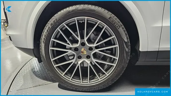 PORSCHE CAYENNE 3.0 COUPE